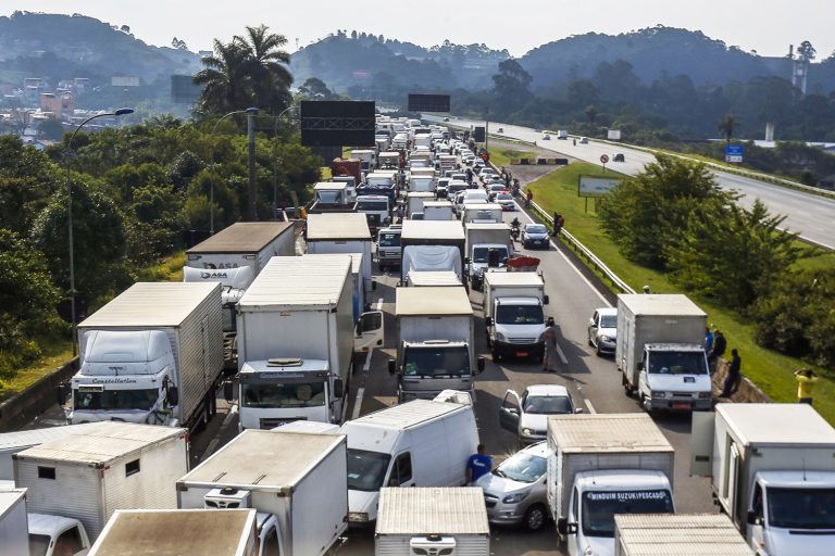 BRAZIL-ECONOMY-FUEL-STRIKE